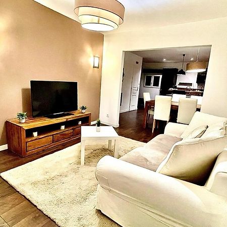 Апартаменты *Fontaine Moussue*Hyper Centre*T2 Standing* Салон-де-Прованс Экстерьер фото