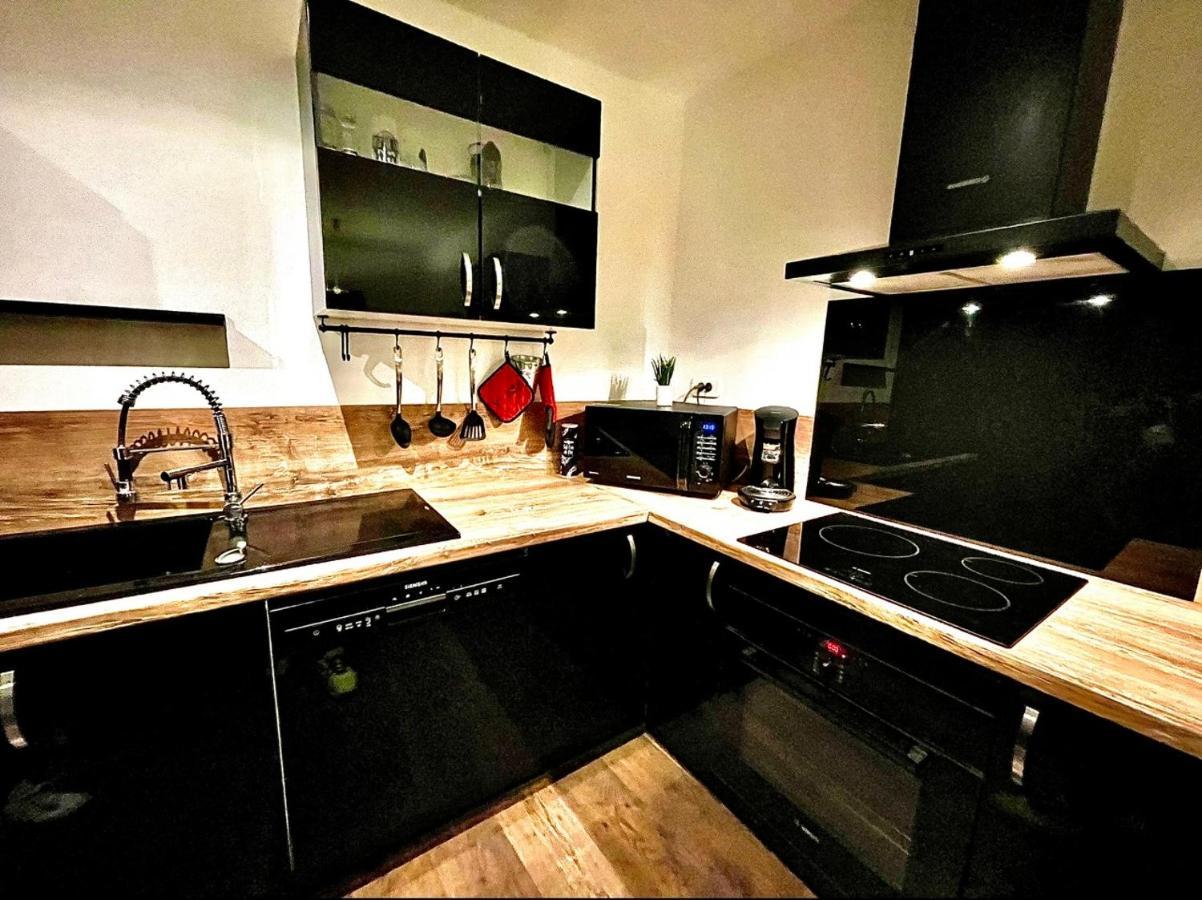 Апартаменты *Fontaine Moussue*Hyper Centre*T2 Standing* Салон-де-Прованс Экстерьер фото